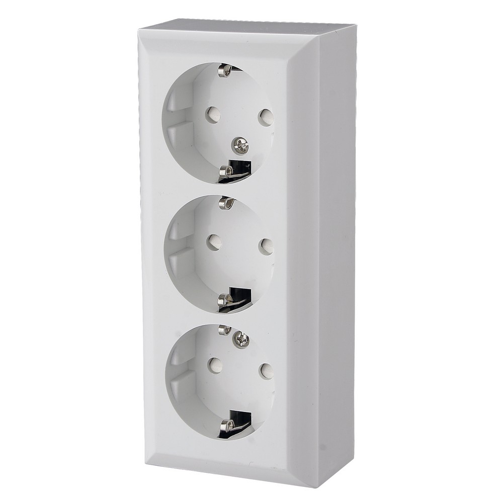 BUSINESS LINE F. SZ. 3-as dugalj, falon kívüli, fehér, komplett, földelt, 16A, 250V, 60Hz, IP20 fehé